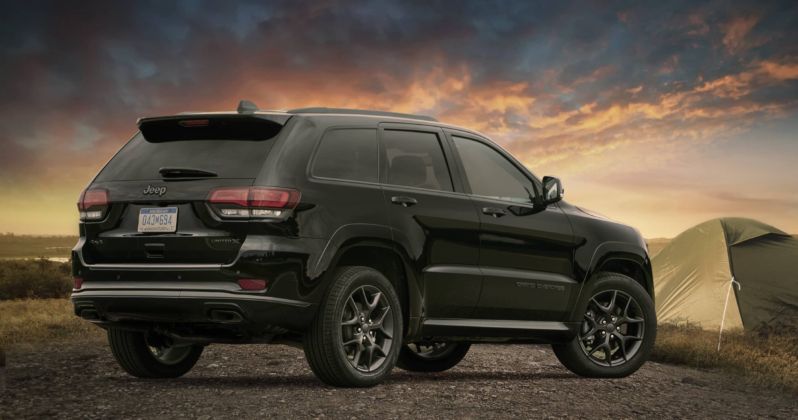 2020 Jeep Grand Cherokee Laredo E image 01